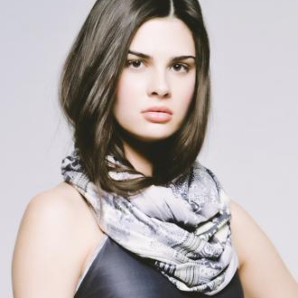 Women's Everyday Circle Scarf